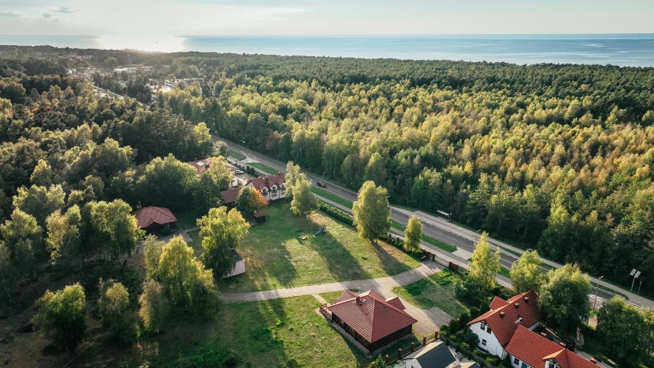 Hotel Gosciniec Jedrus Dąbki Exterior foto